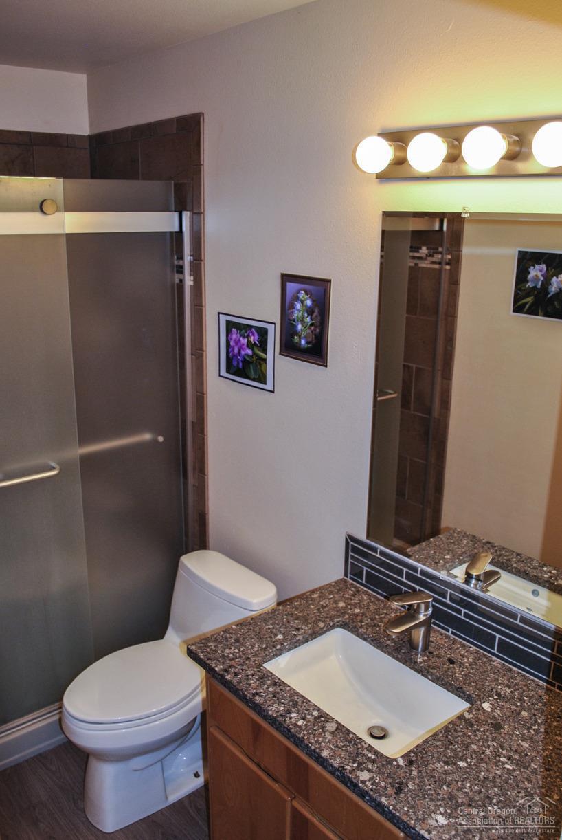 17200 Covina Road Bend, OR 97707 - Photo 14 of 25 Master Bathroom-Upgraded faucet, quartz