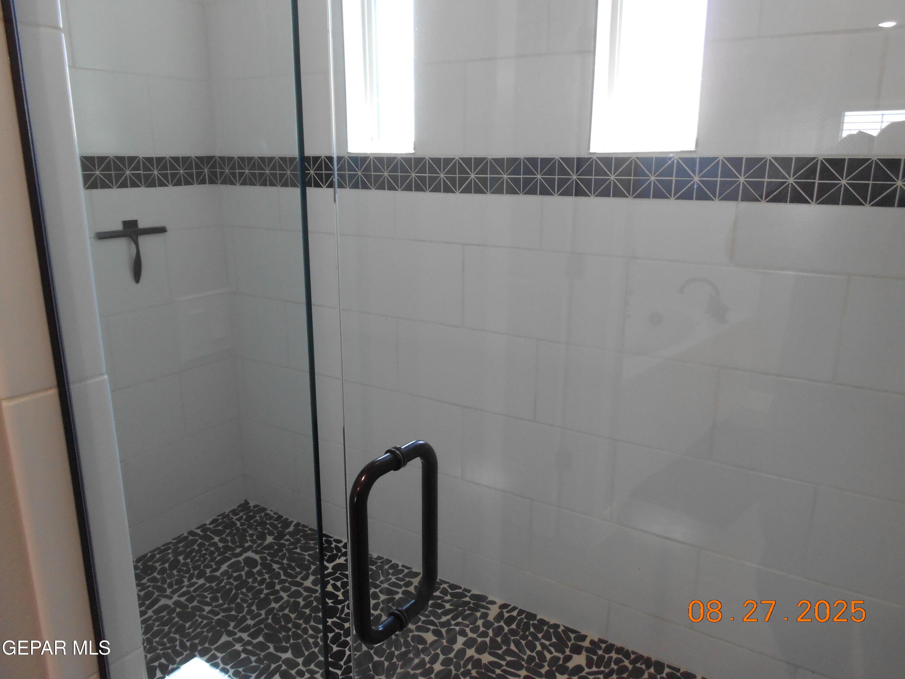 10013 Hueco Jct Road Socorro, TX 79927 - Photo 15 of 28 Huge walk in shower