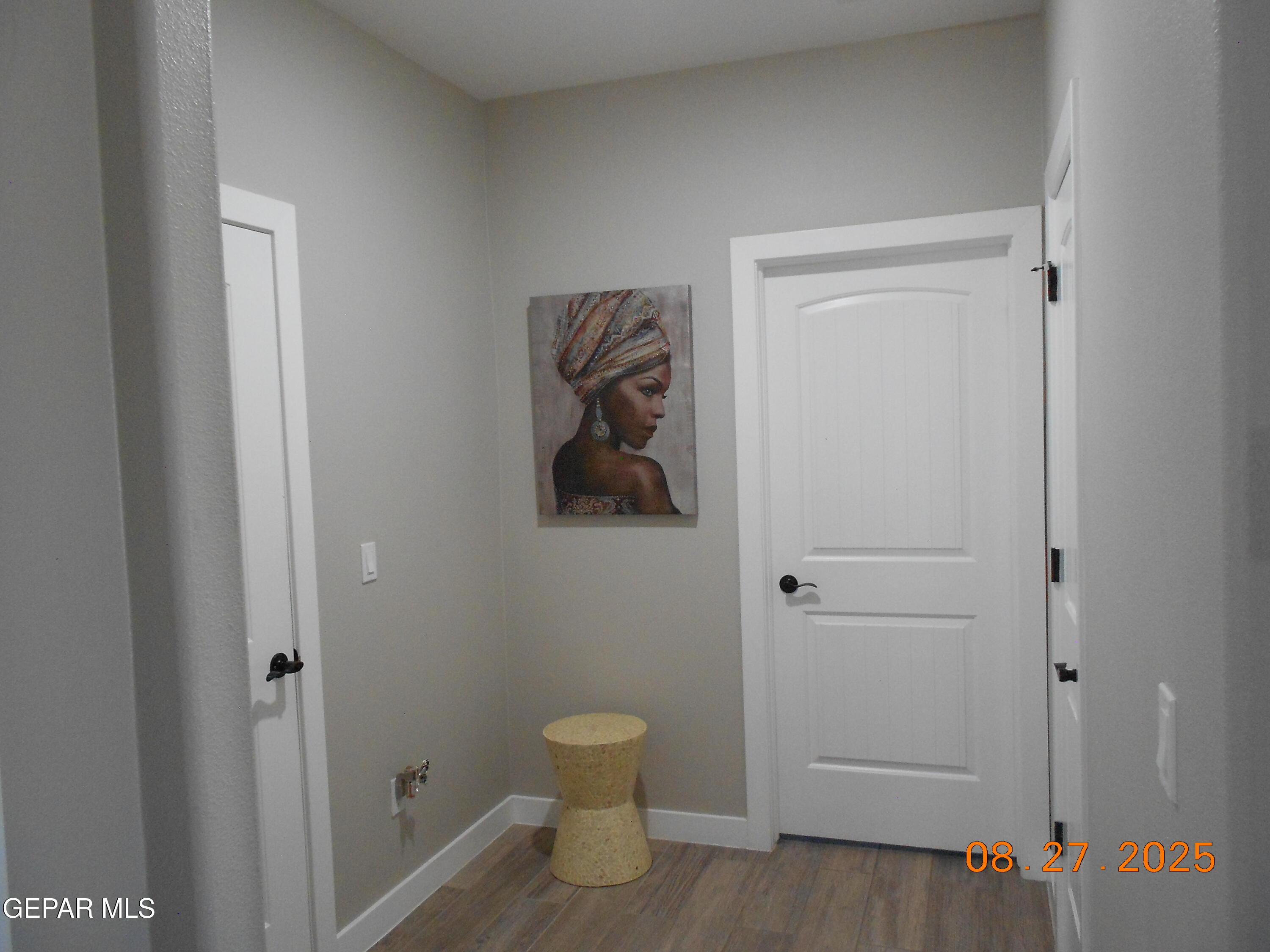 10013 Hueco Jct Road Socorro, TX 79927 - Photo 23 of 28 wide walkway