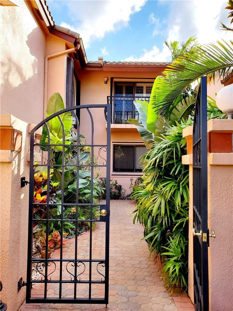 6536 Via Rosa Boca Raton, FL 33433 - Photo 4 of 42 Photo 4