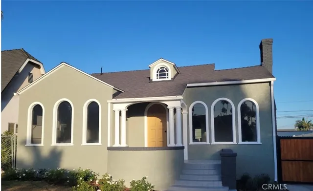 $1,199,999 | 5414 Hillcrest Drive, Los Angeles, CA 90043