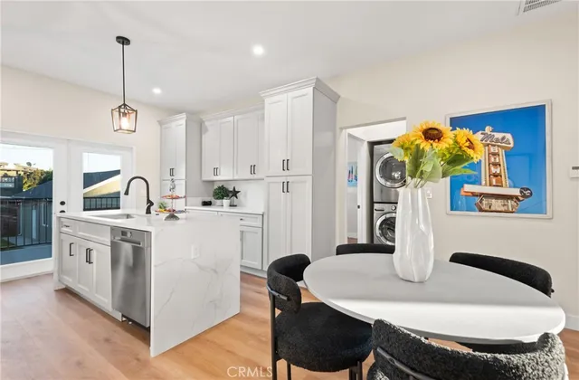 $1,199,999 | 5414 Hillcrest Drive, Los Angeles, CA 90043