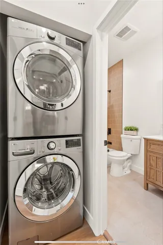 $1,199,999 | 5414 Hillcrest Drive, Los Angeles, CA 90043