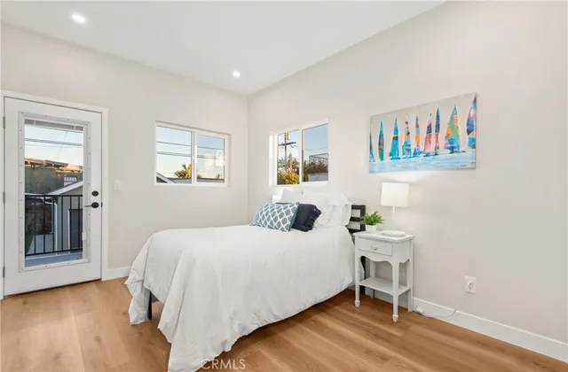 $1,199,999 | 5414 Hillcrest Drive, Los Angeles, CA 90043