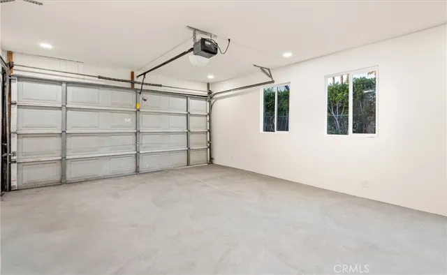 $1,199,999 | 5414 Hillcrest Drive, Los Angeles, CA 90043