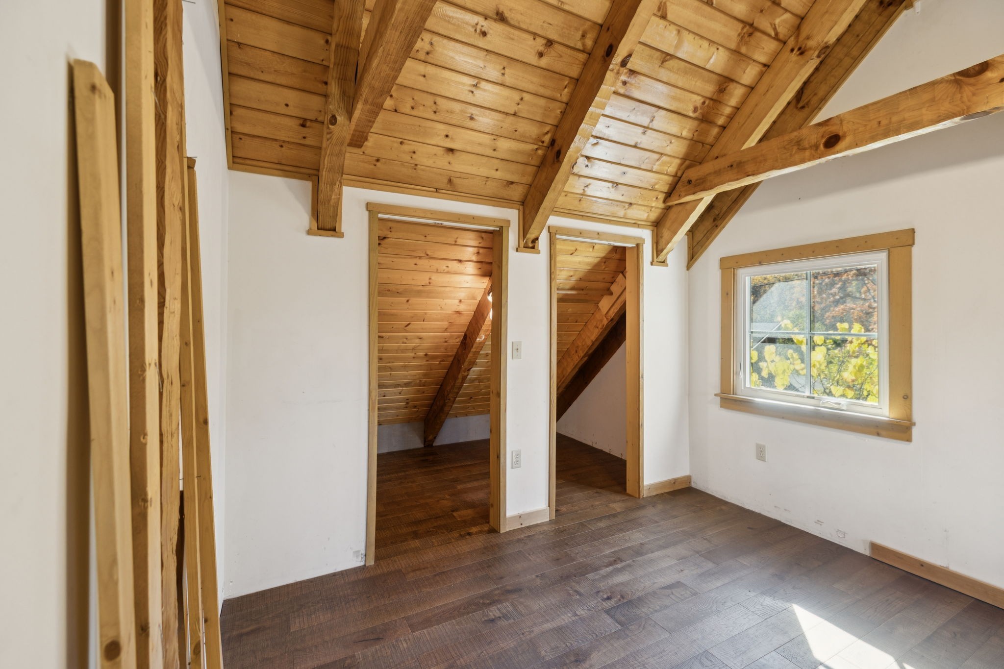 306 Beech Ridge Lane Gatlinburg, TN 37738 - Photo 16 of 24 a view of an entryway with wooden floor and stairs