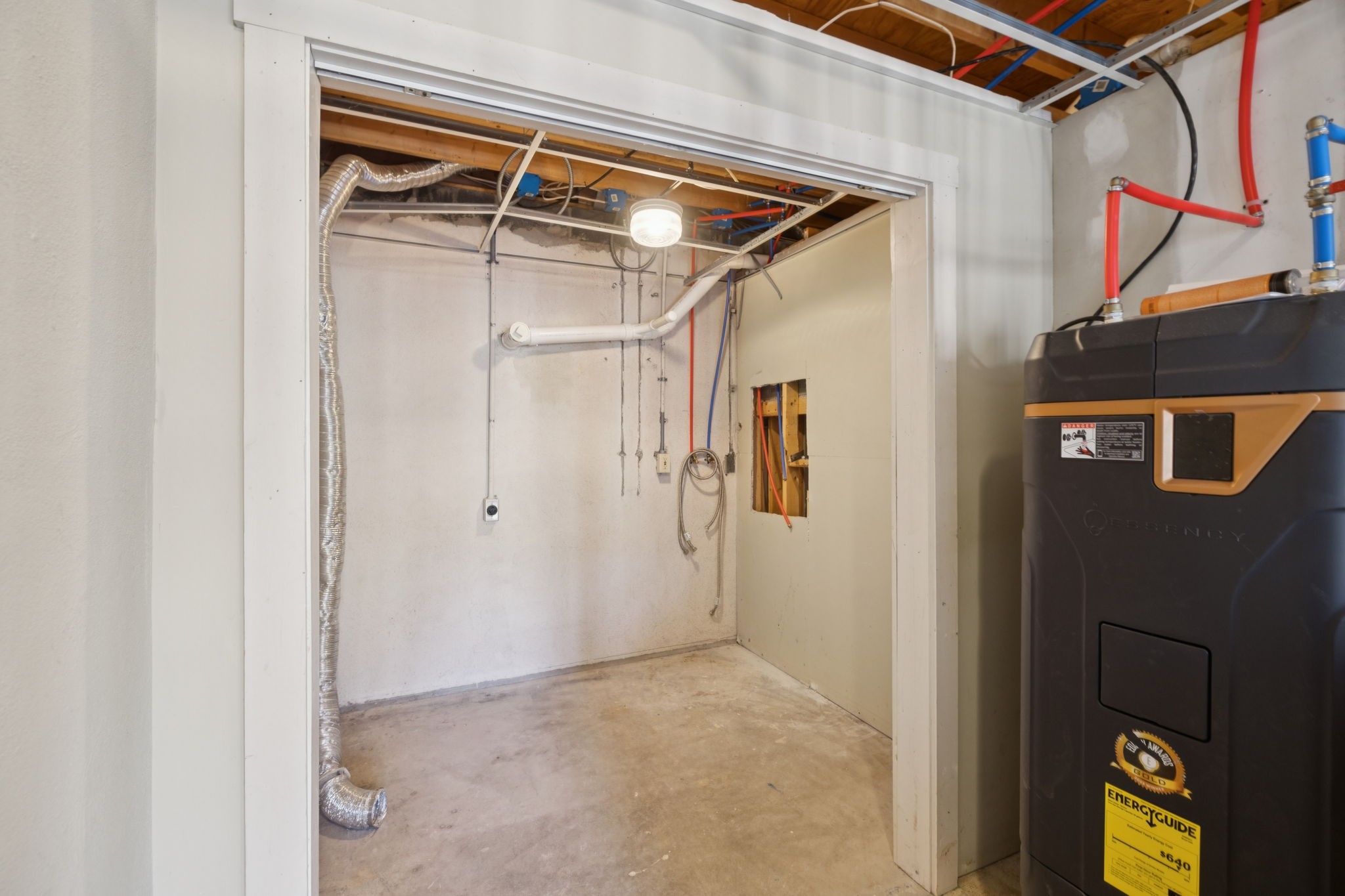 306 Beech Ridge Lane Gatlinburg, TN 37738 - Photo 22 of 24 a view of utility room