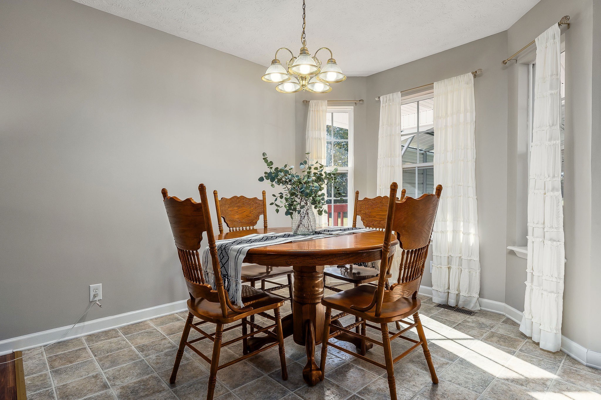 190 Lassiter Road Smithville, TN 37166 - Photo 6 of 16 Gallery Image 6