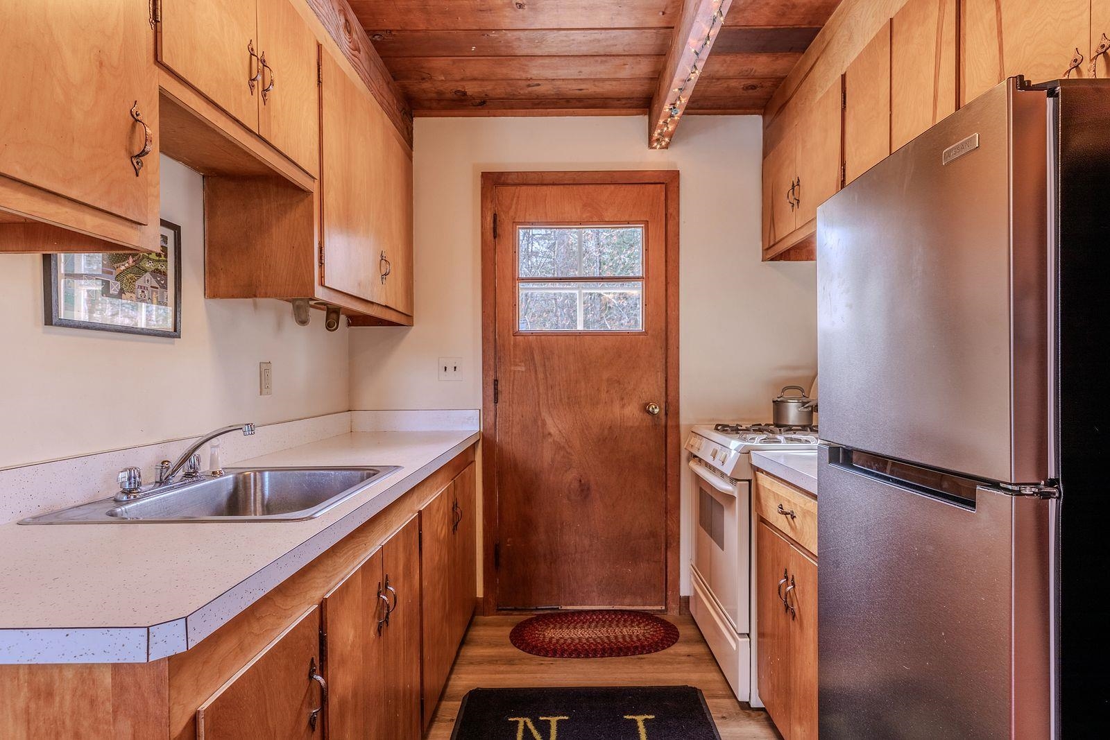 8 Winhall Woods Road Winhall, VT 05340 - Photo 12 of 27