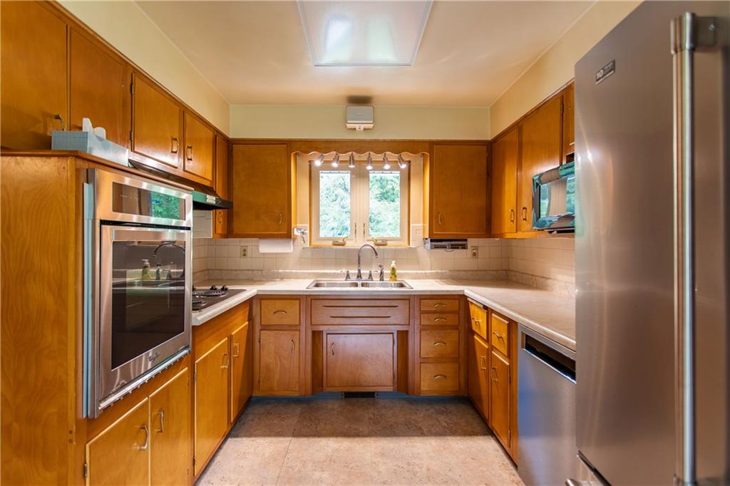 2428 Highway 381 Rector, PA 15677 - Photo 6 of 25 Gallery Image 6