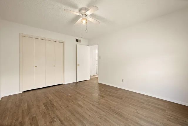 $1,200 | 2402 Cottonwood Drive, Unit B, Georgetown, TX 78628