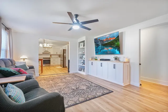 $210,000 | 1207 Main Street, Mount Vernon, IN 47620