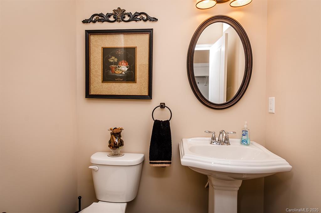 5105 Devonshire Road Denver, NC 28037 - Photo 18 of 32 Gallery Image 18