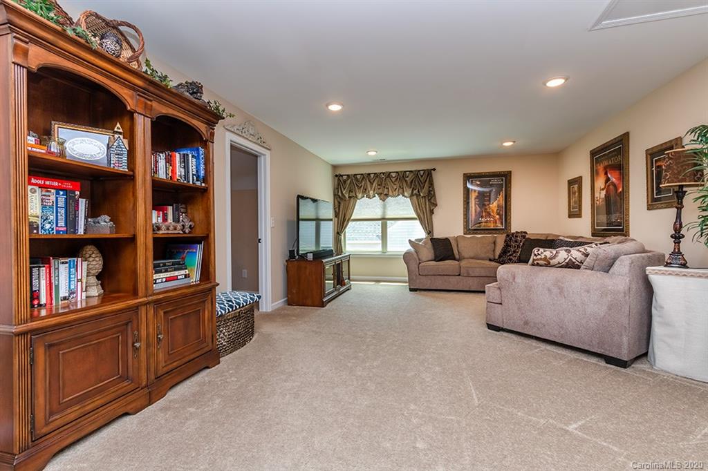 5105 Devonshire Road Denver, NC 28037 - Photo 20 of 32 Gallery Image 20