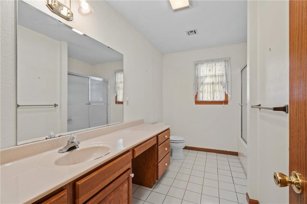 1006 South Ridgeway Street Caney, KS 67333 - Photo 12 of 29