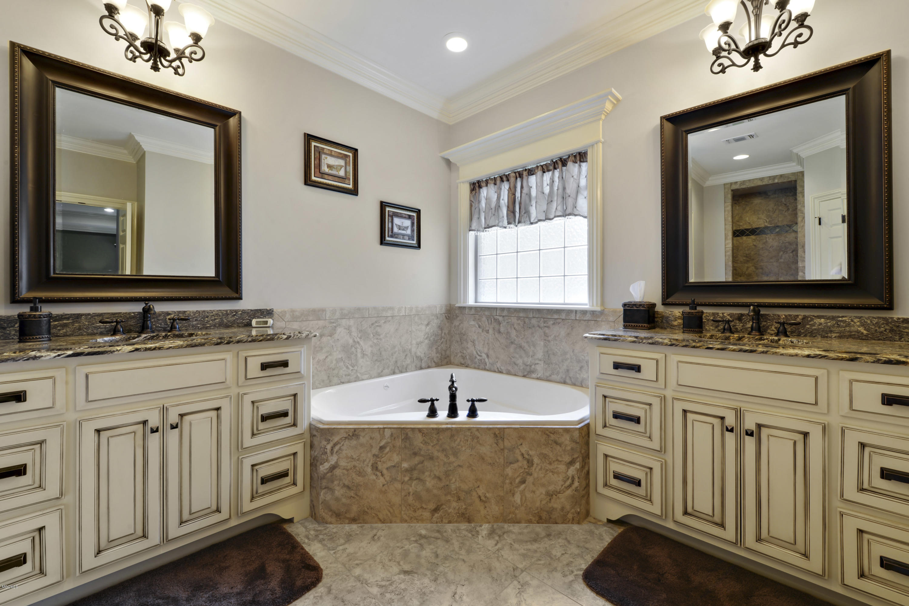 12465 Raintree Place Biloxi, MS 39532 - Photo 23 of 39 025