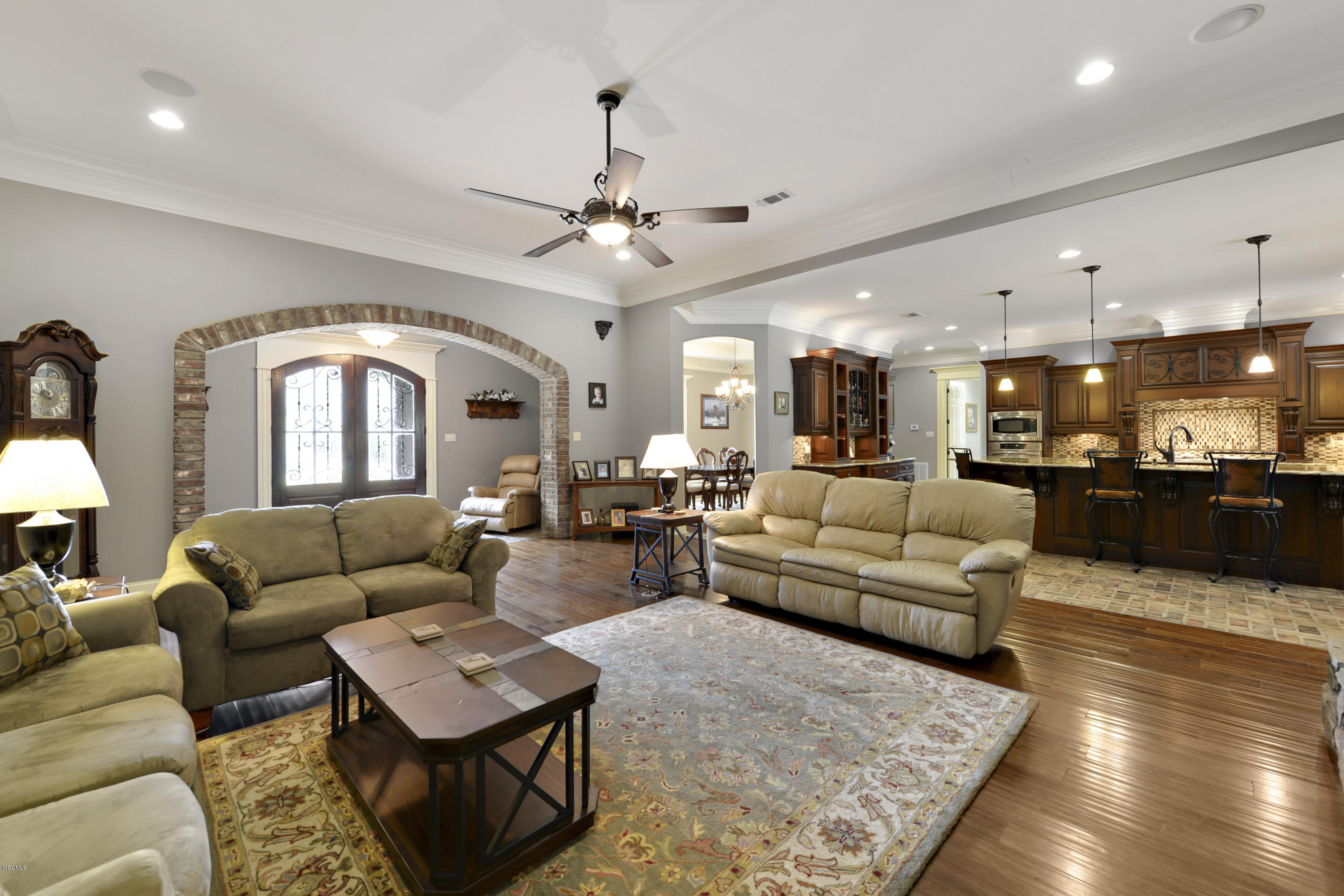 12465 Raintree Place Biloxi, MS 39532 - Photo 7 of 39 008