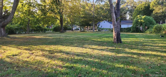 $3,500 | 177 Magnolia Drive, Mastic Beach, NY 11951