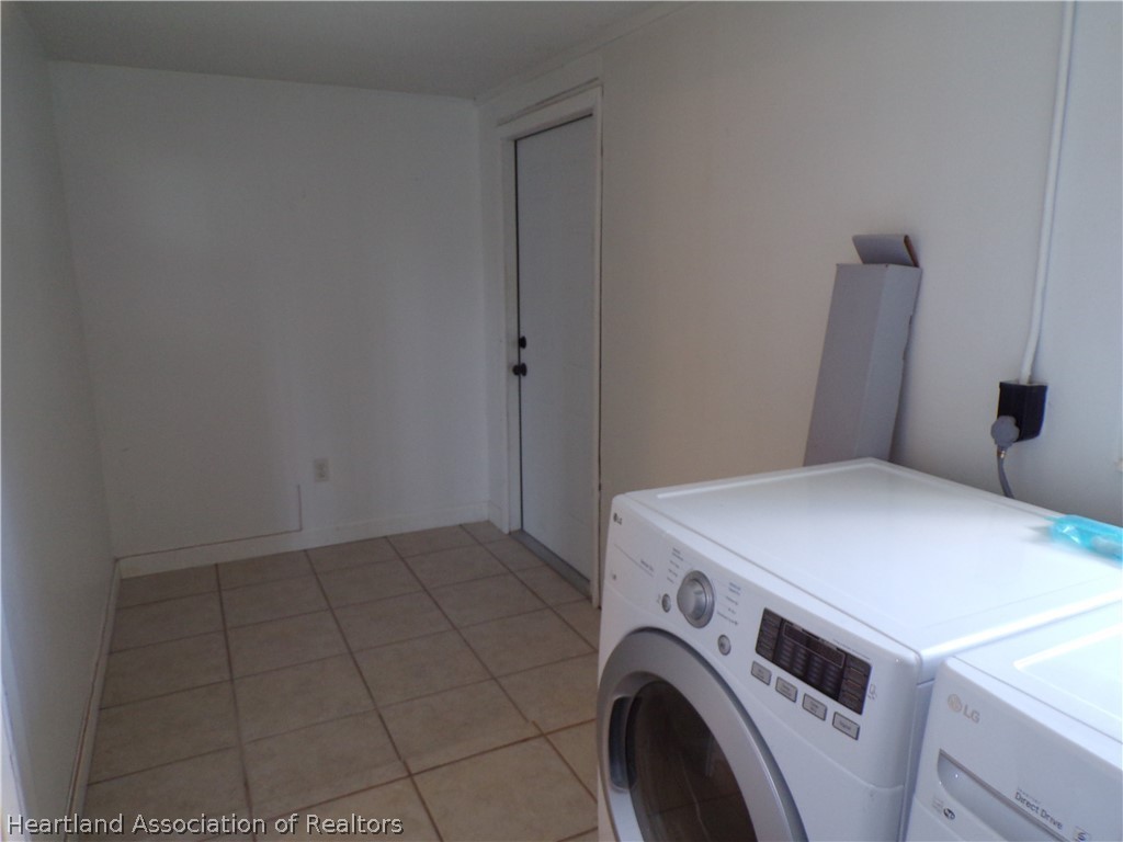 232 Lakeside Road Sebring, FL 33870 - Photo 20 of 33 Gallery Image 20