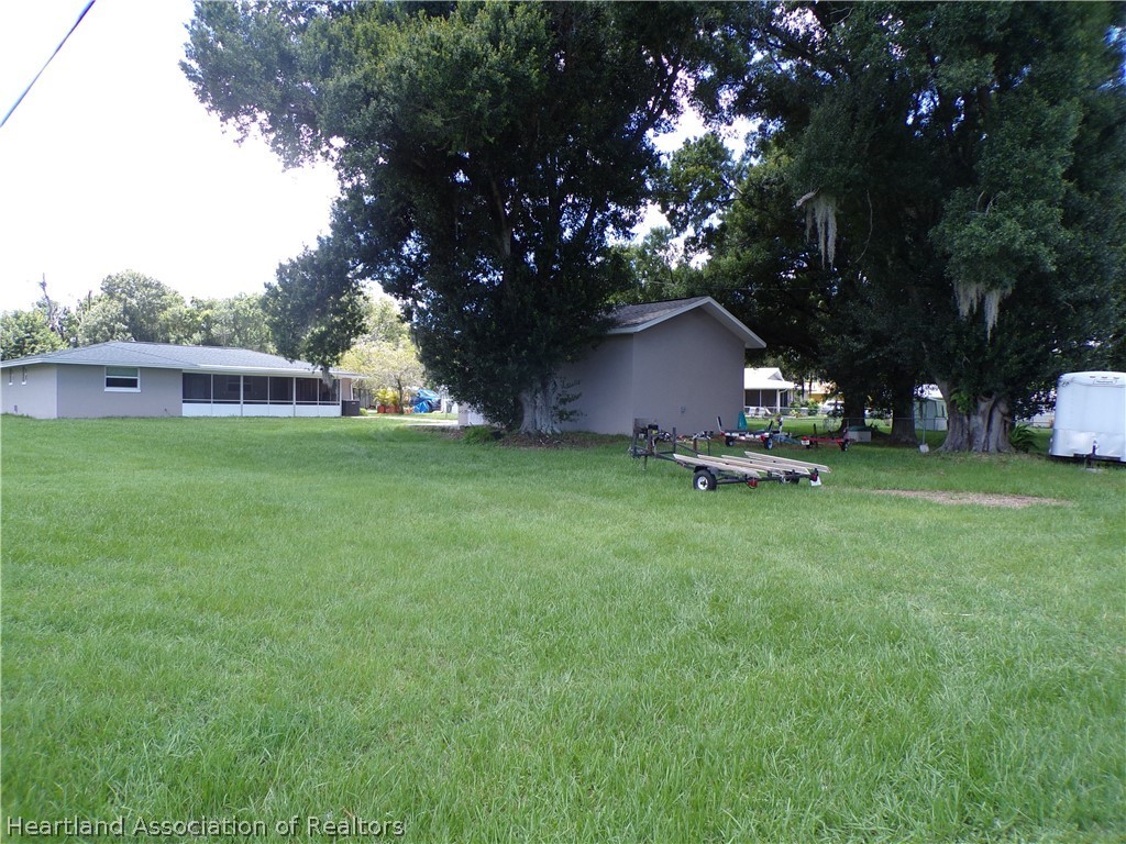 232 Lakeside Road Sebring, FL 33870 - Photo 28 of 33 Gallery Image 28