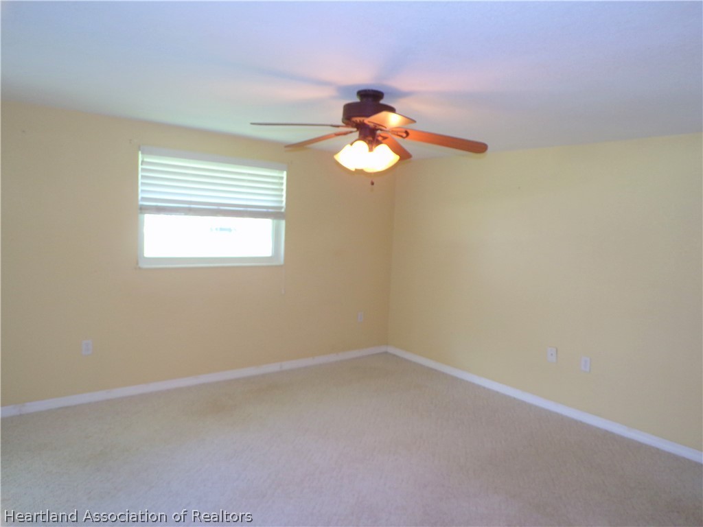 232 Lakeside Road Sebring, FL 33870 - Photo 4 of 33 Gallery Image 4