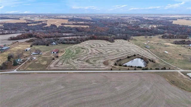 $225,000 | 3479 Northeast Dixon Road, Turney, MO 64493