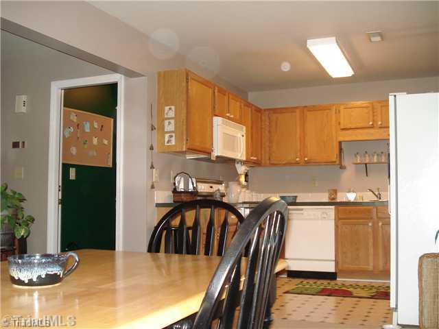 170 Wills Road Advance, NC 27006 - Photo 6 of 16 Kitchen.