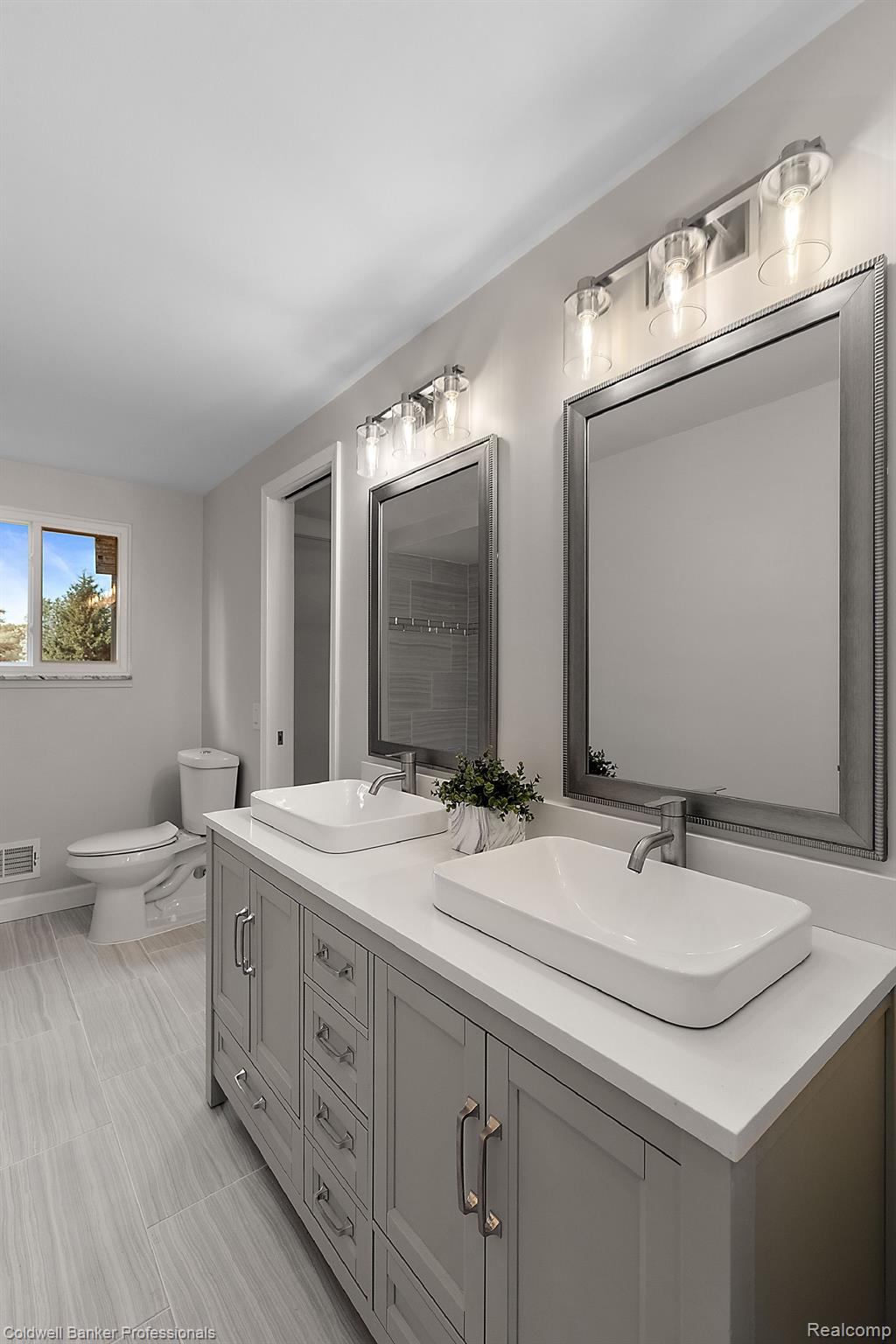 3610 West Drahner Road Oxford, MI 48371 - Photo 35 of 43 Gallery Image 35