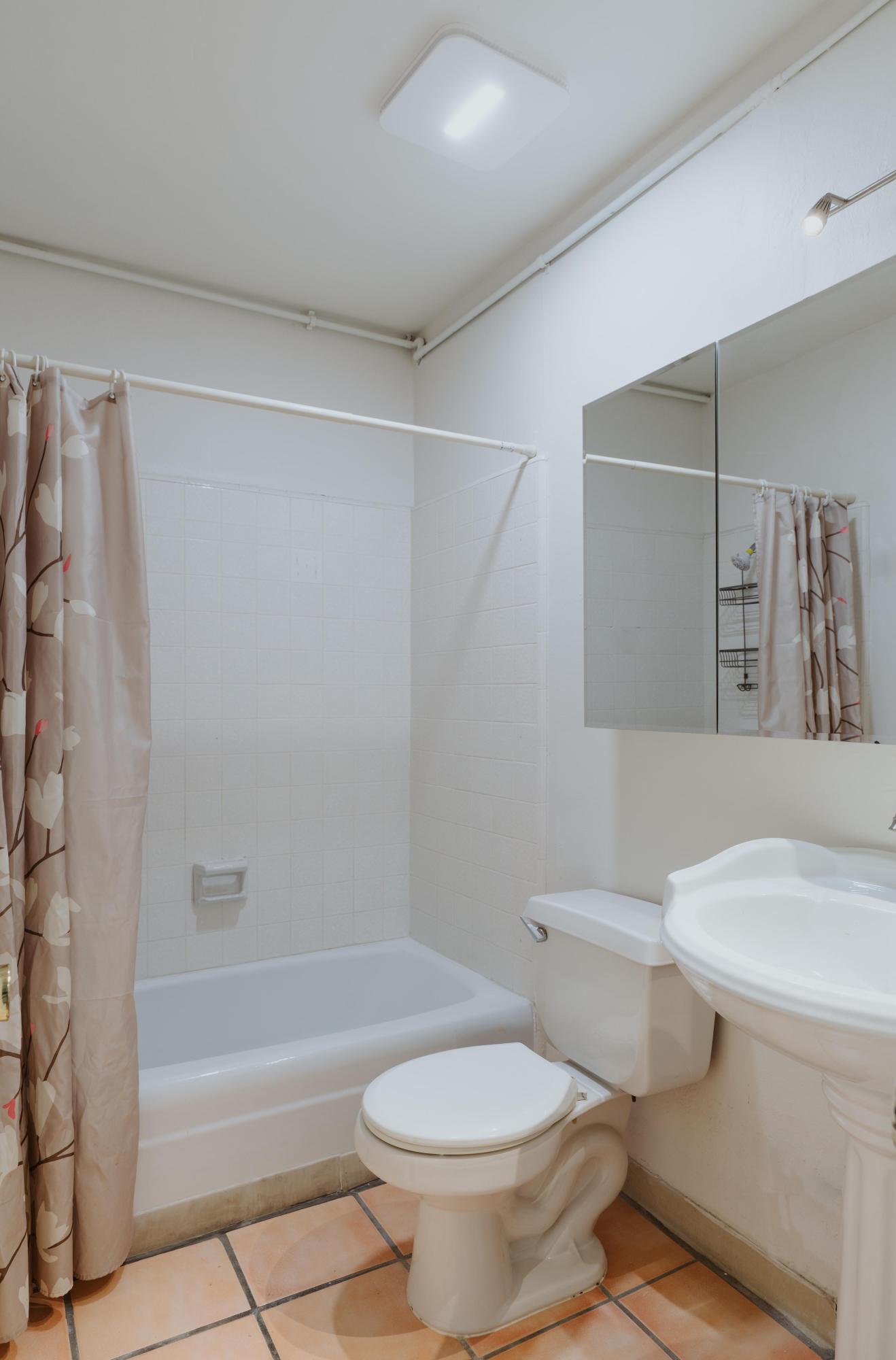 6509 Pardall Road Isla Vista, CA 93117 - Photo 8 of 8 Bathroom