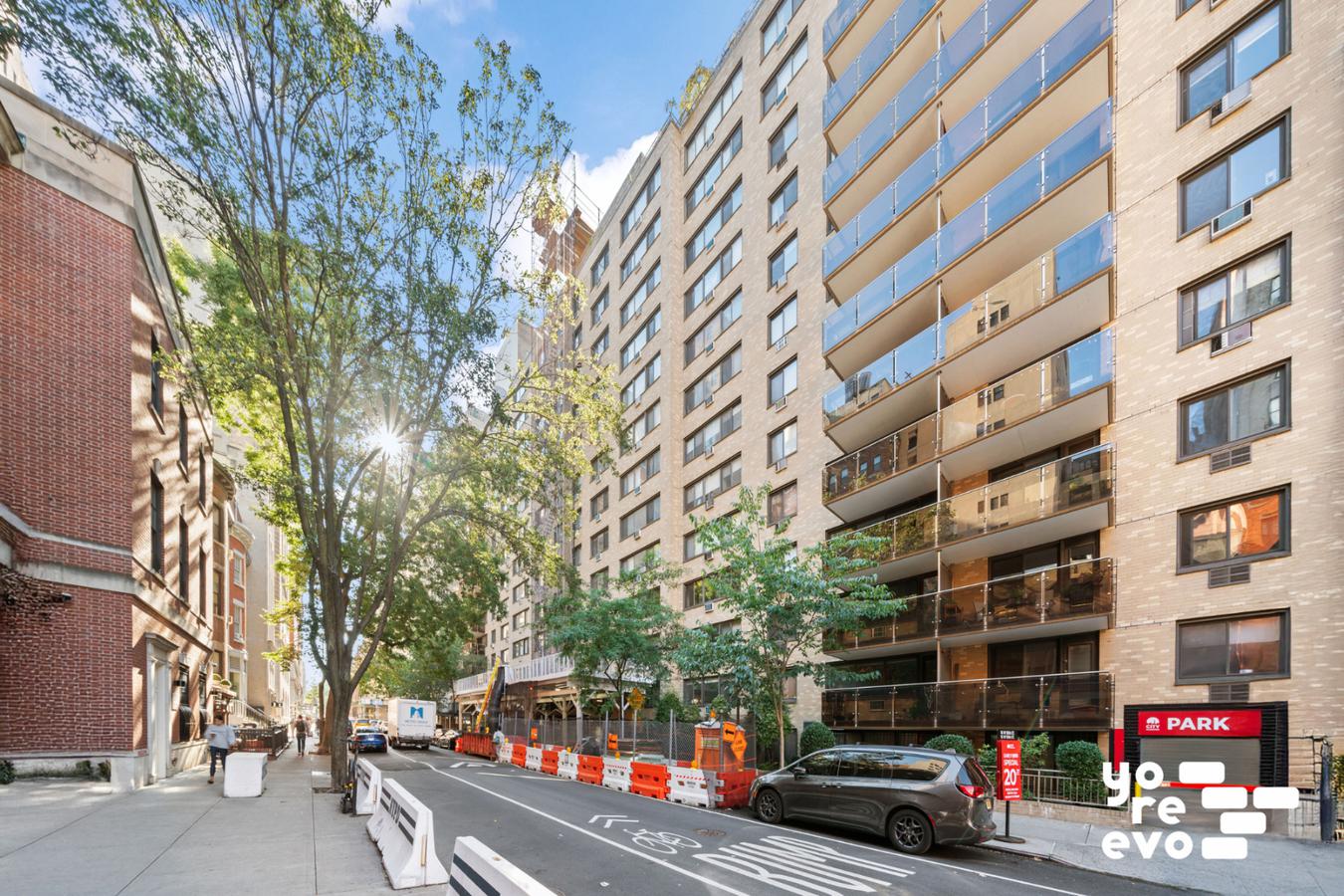 16 West 16th Street, Unit 11NS Manhattan, NY 10011 - Photo 8 of 9 Photo 8