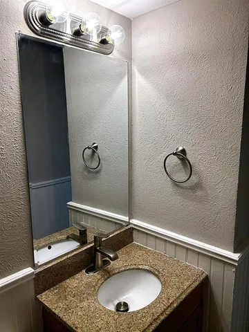 $2,000 | 4301 Live Oak Drive, Mesquite, TX 75150