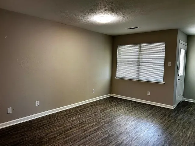 $2,000 | 4301 Live Oak Drive, Mesquite, TX 75150