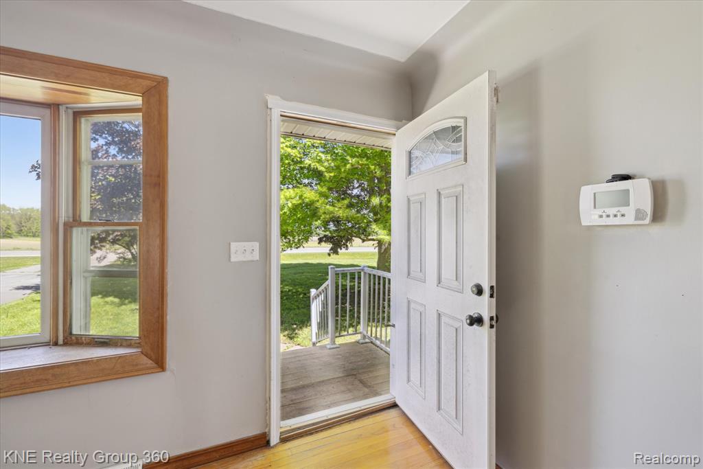 5455 Oak Grove Road Howell, MI 48855 - Photo 6 of 36
