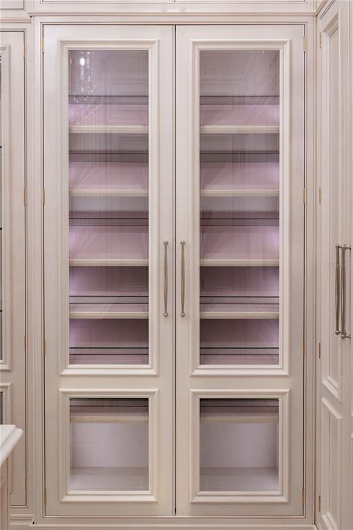 8707 Northwest 31st Lane Road Ocala, FL 34482 - Photo 32 of 50 a refrigerator stove sitting inside of a room