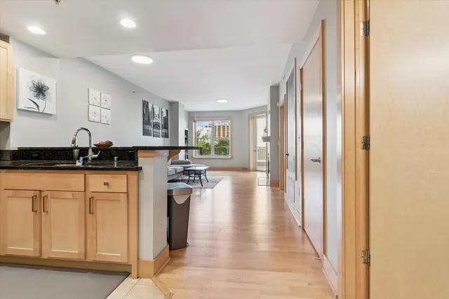 $365,000 | 333 West Mifflin Street, Unit 4090, Madison, WI 53703