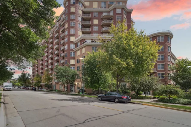 $365,000 | 333 West Mifflin Street, Unit 4090, Madison, WI 53703