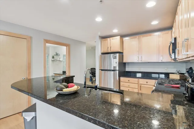 $365,000 | 333 West Mifflin Street, Unit 4090, Madison, WI 53703