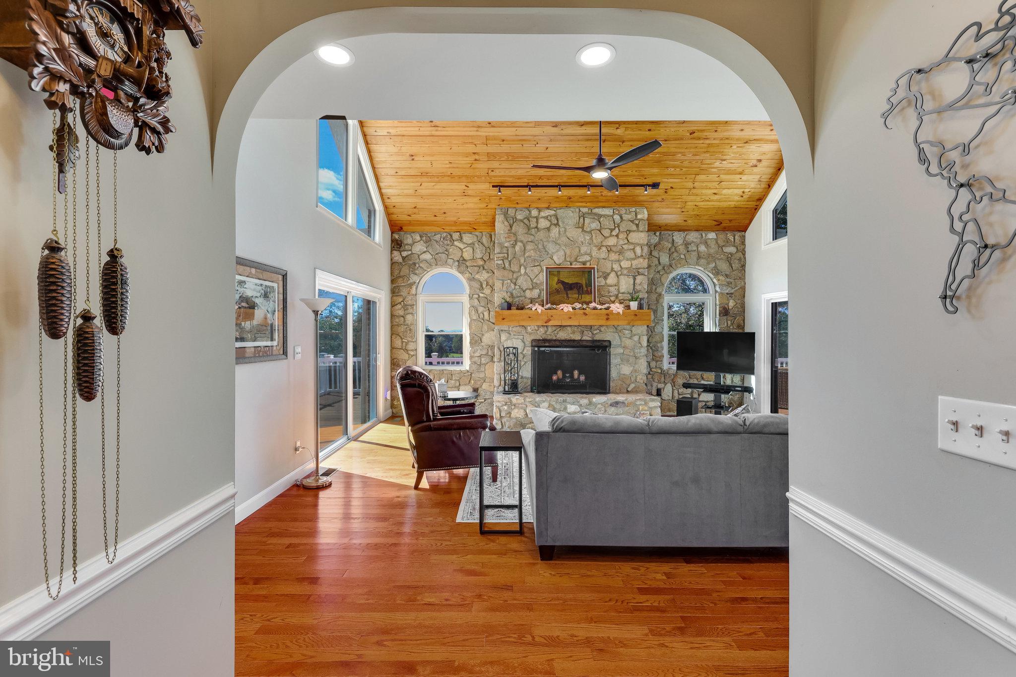 18914 Shelburne Glebe Road Leesburg, VA 20175 - Photo 19 of 69