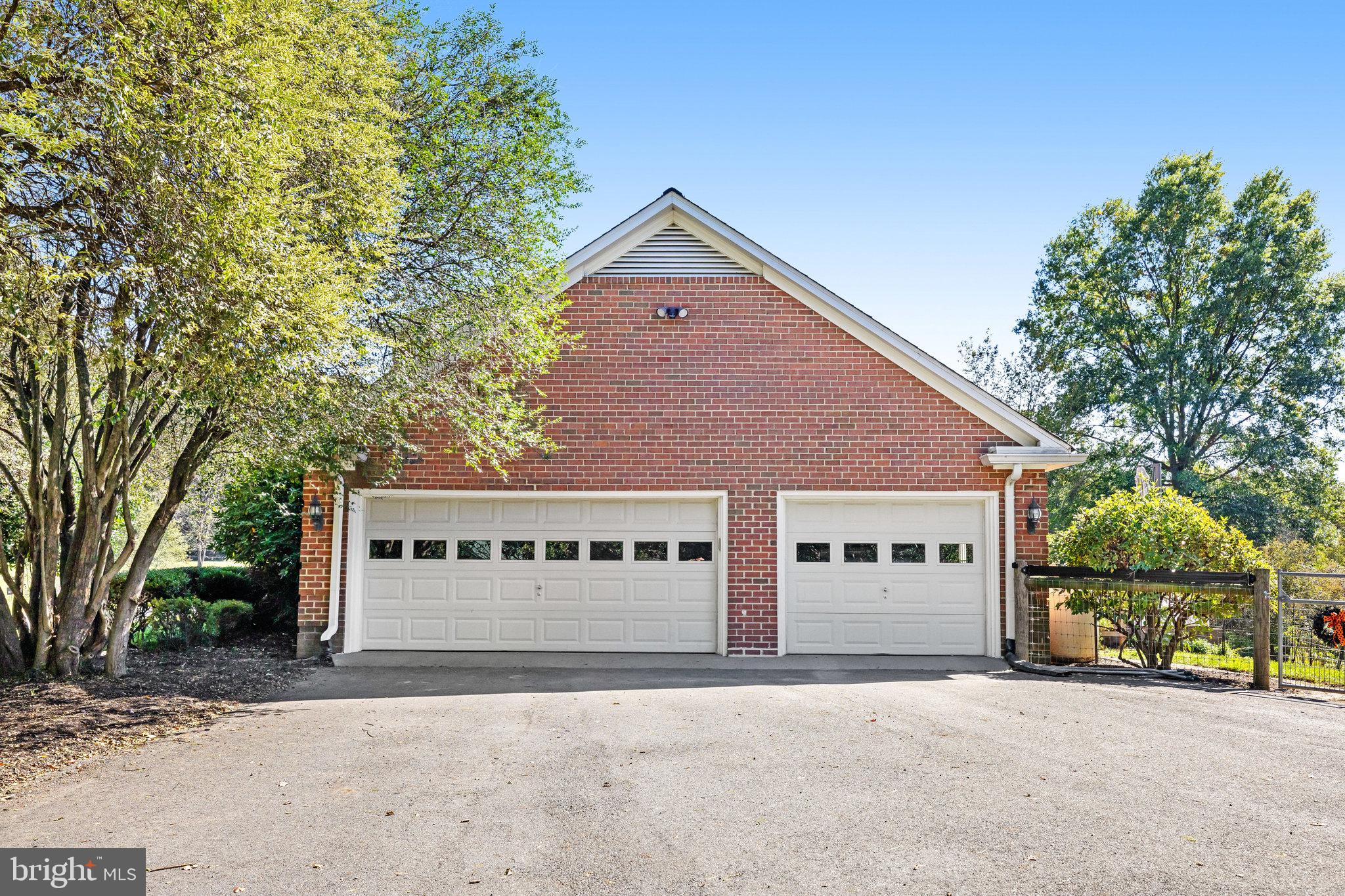 18914 Shelburne Glebe Road Leesburg, VA 20175 - Photo 4 of 69