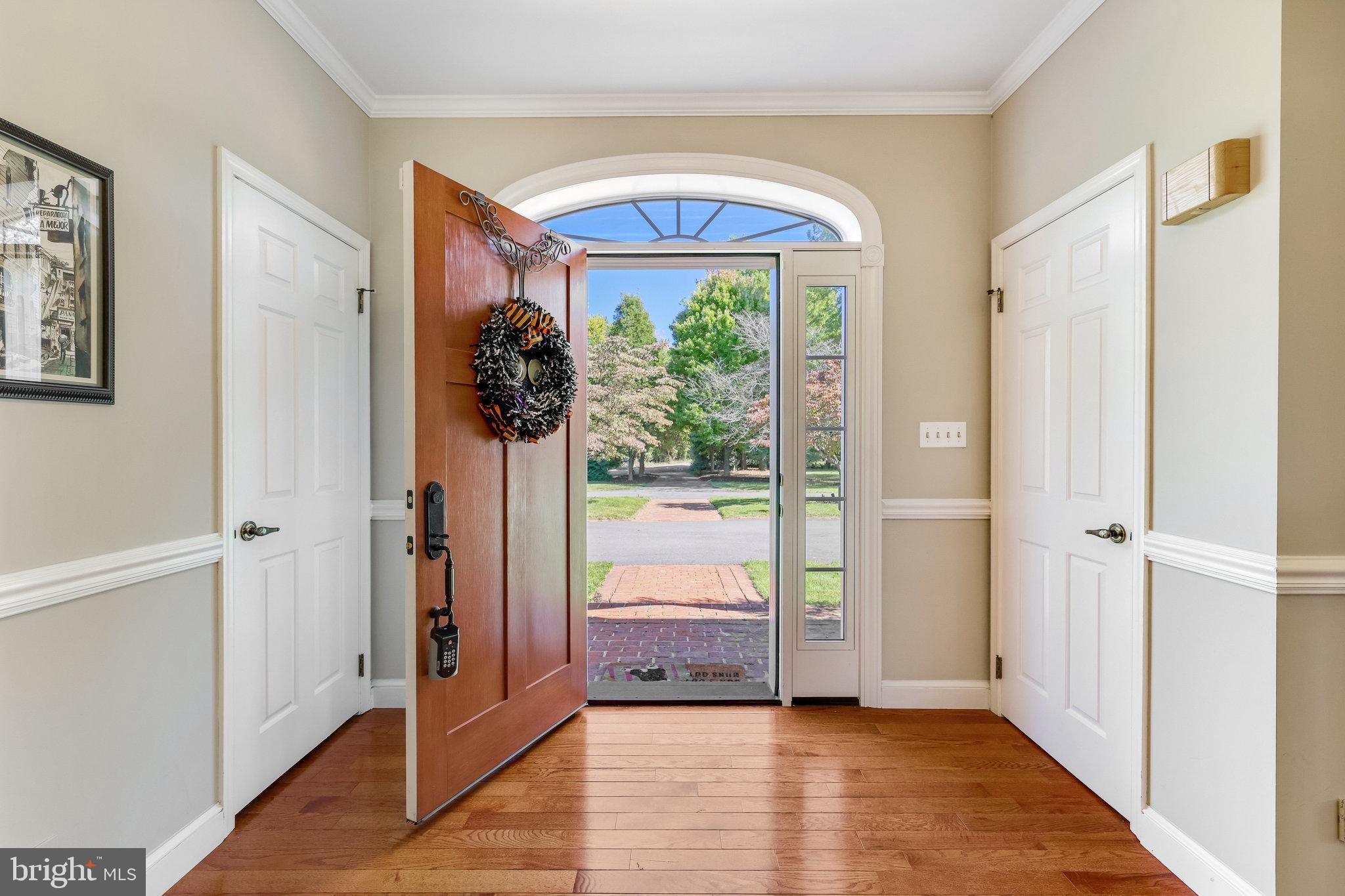 18914 Shelburne Glebe Road Leesburg, VA 20175 - Photo 5 of 69