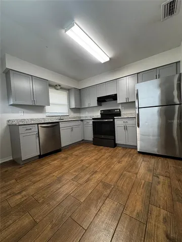 $1,895 | 108 East Wallace Street, Orlando, FL 32809