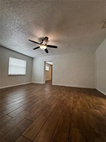 $1,895 | 108 East Wallace Street, Orlando, FL 32809