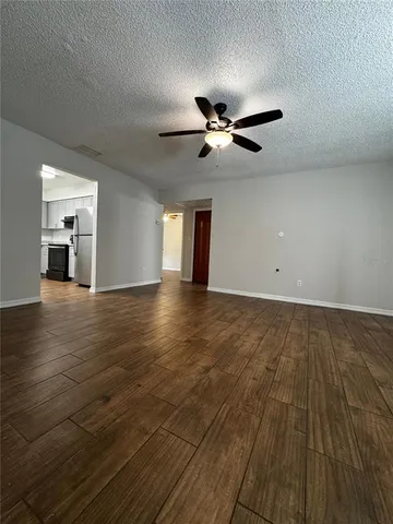 $1,895 | 108 East Wallace Street, Orlando, FL 32809