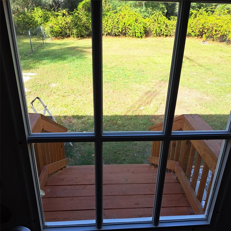 2804 Southwest 67th Lane Bushnell, FL 33513 - Photo 35 of 48 a view of deck