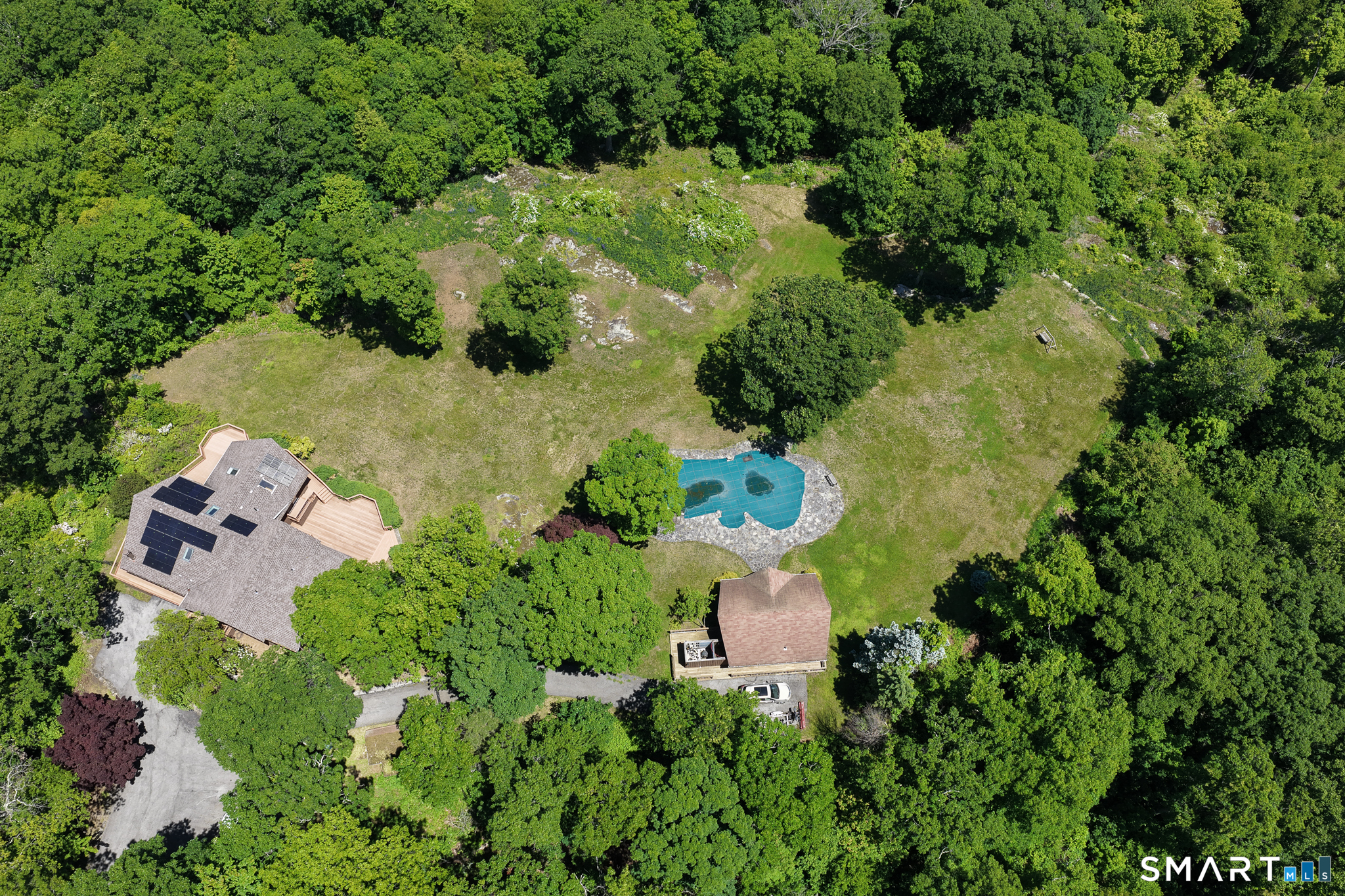 162 Short Woods Road New Fairfield, CT 06812 - Photo 4 of 40