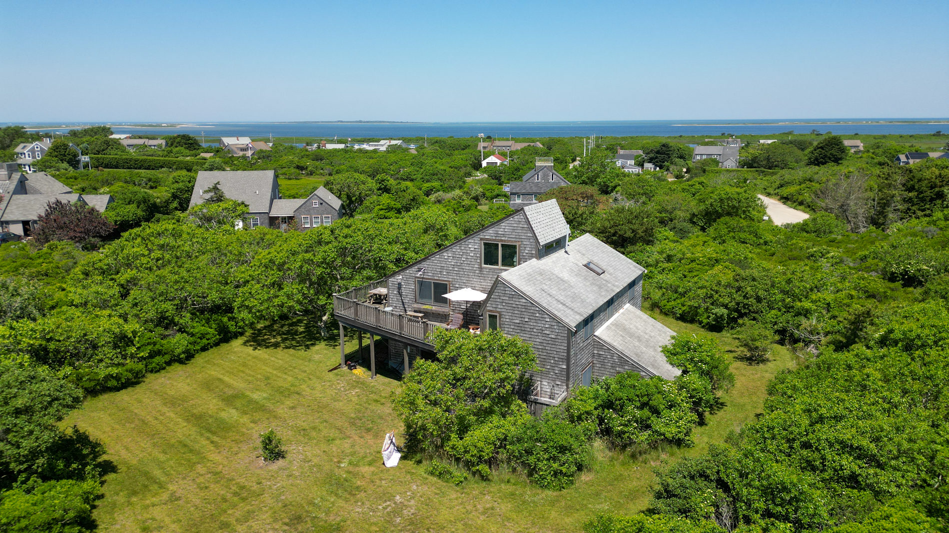 4 Starbuck Road Nantucket, MA 02554 - Photo 3 of 27 Gallery Image 3