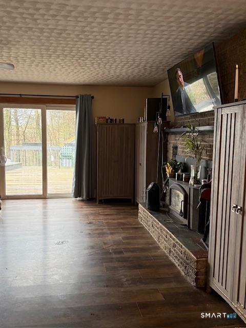 86 Tracy Road Canterbury, CT 06331 - Photo 14 of 33 Living Room, slider to deck/pool