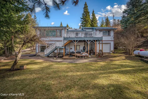 $518,000 | 251 East Park Avenue, Harrison, ID 83833
