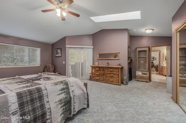 $518,000 | 251 East Park Avenue, Harrison, ID 83833