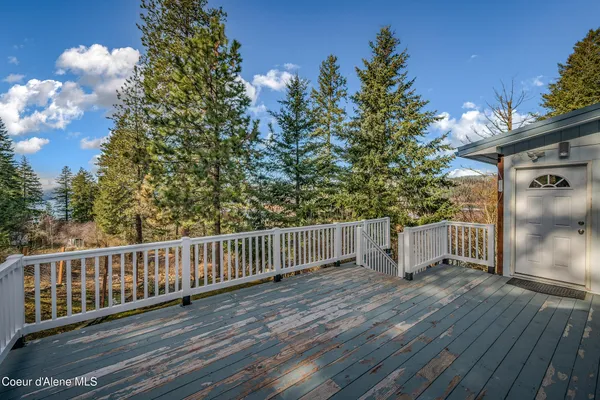 $518,000 | 251 East Park Avenue, Harrison, ID 83833